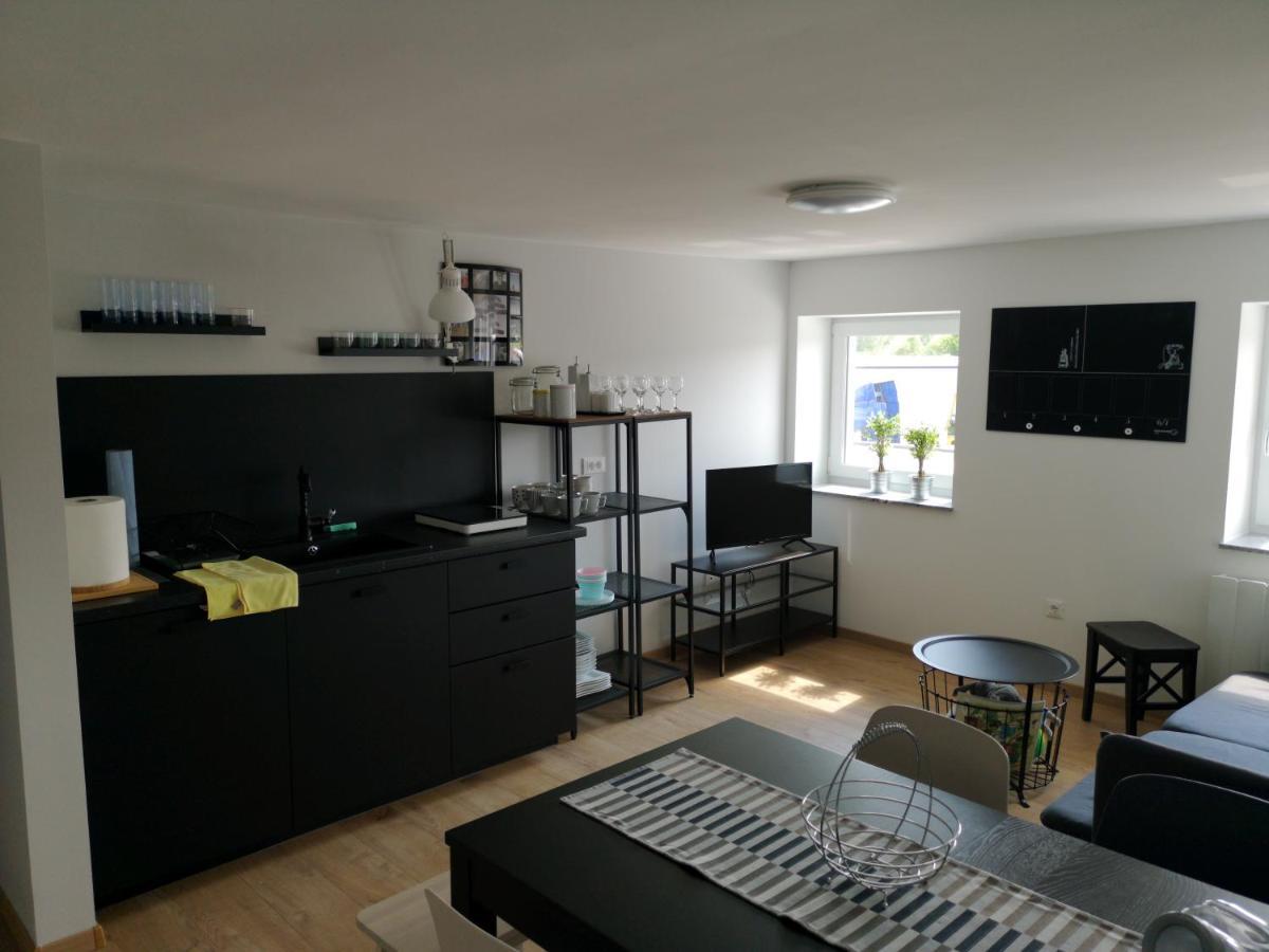 Mega Hostel 克拉皮纳 外观 照片